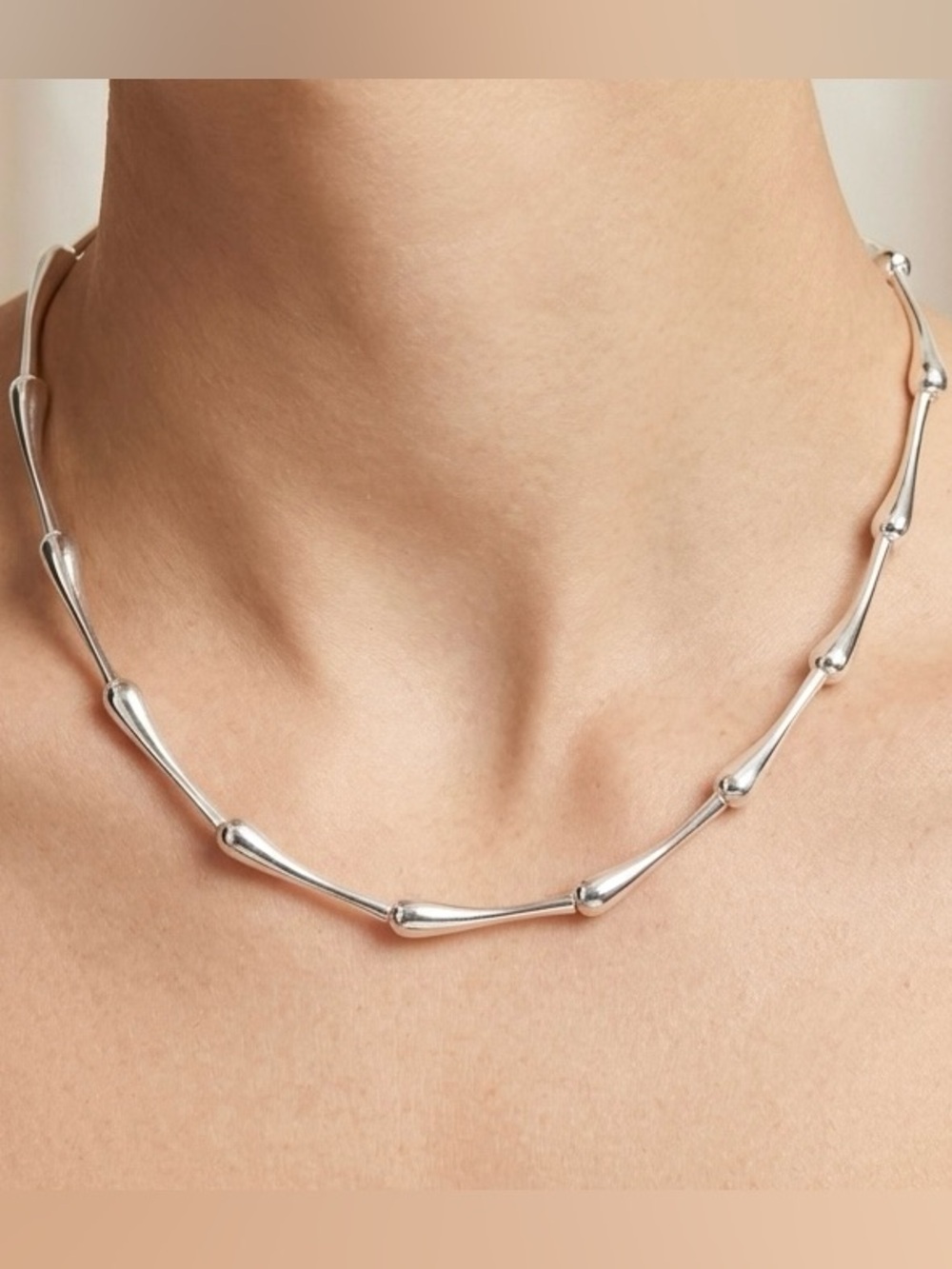 Silver Sculpted Link Necklace - Silver